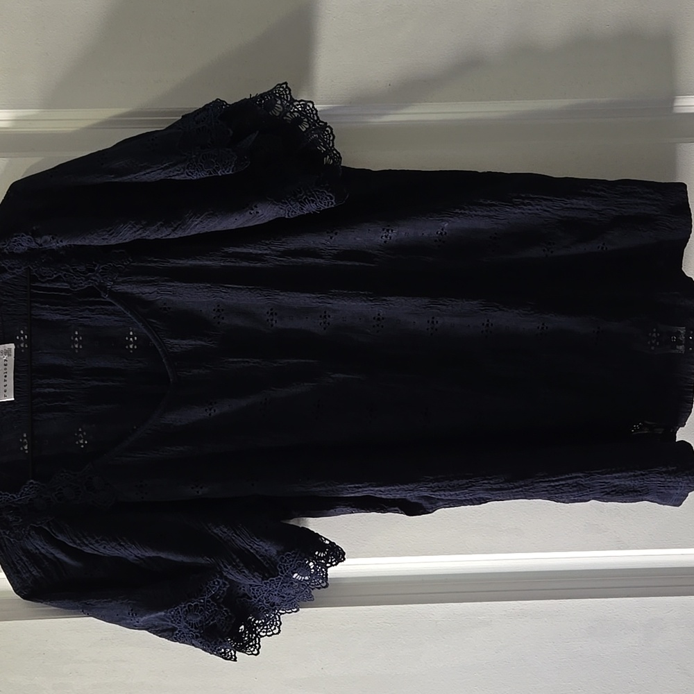 Retrology Lace Shirt Size L $2/20
